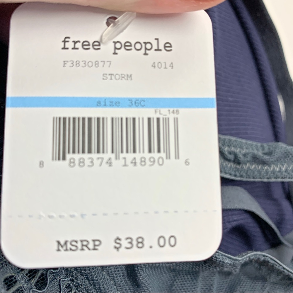 Free People embrace lace underwire Storm 36C new - Picture 6 of 6